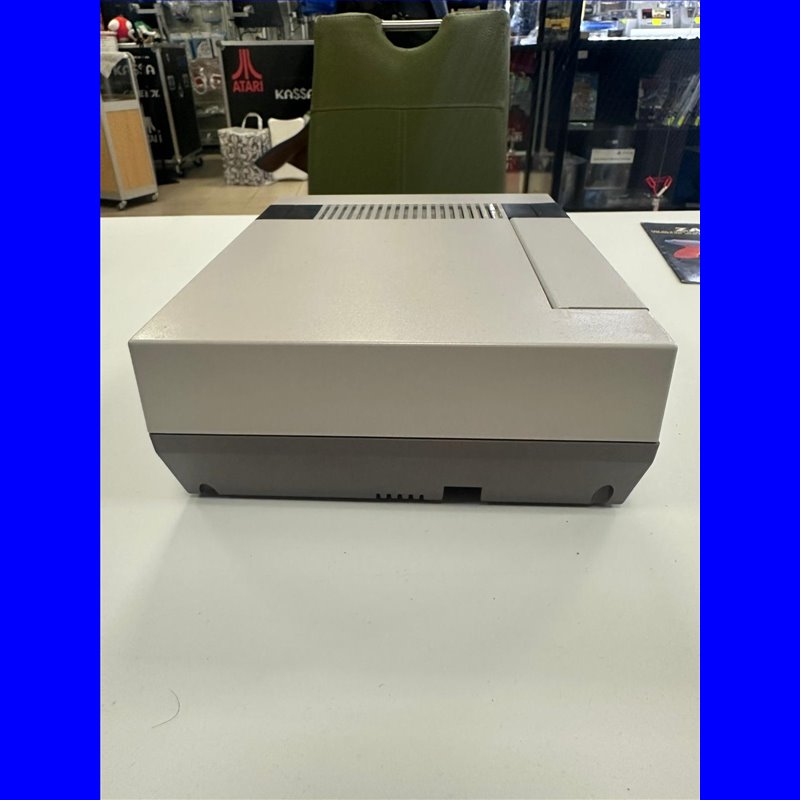 Nes Console incl. 2 Controller en Zapper