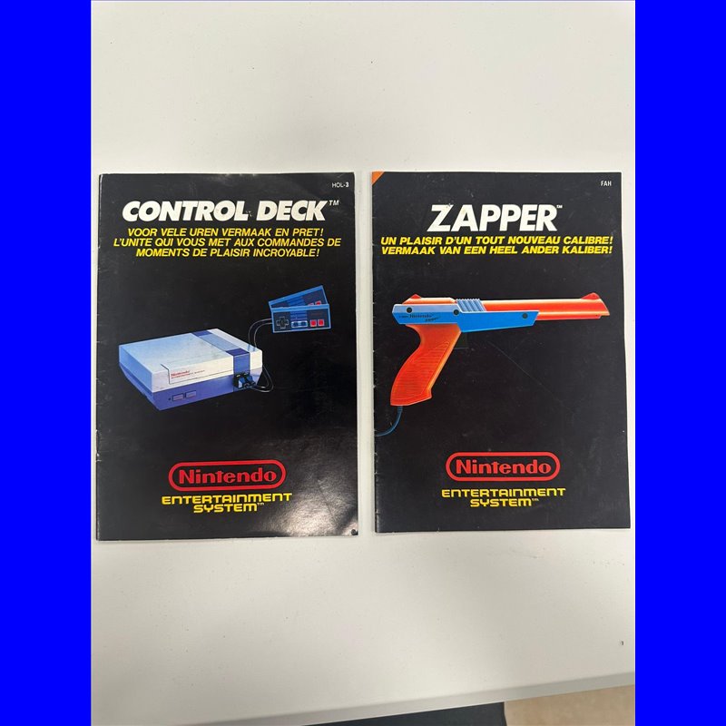 Nes Console incl. 2 Controller en Zapper