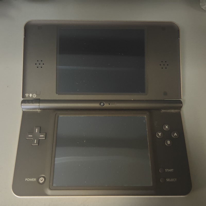 Nintendo DSi XL kopen bij 2HG